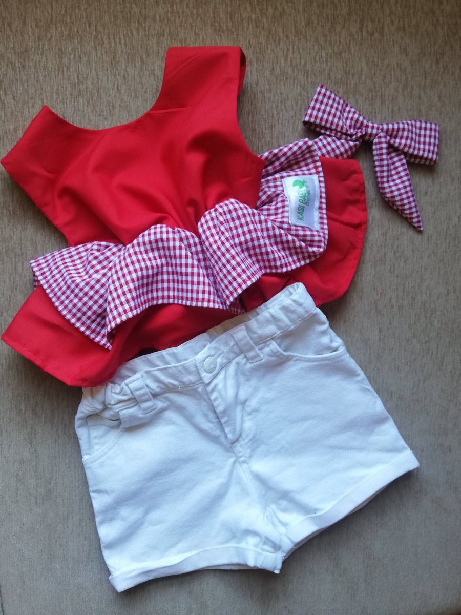 Kasi_Baby_Clo's tweet photo. ๐ Every gathering/function is a chance for a new outfit cos a lady doesn't rock the same outfit twice in gatherings ๐ฅฐ๐ฅฐ๐ฅฐ
Pairing her shorts with a kasi top ๐
๐
.
.
.
.
.
.
#GirlsDesigns #Valentines #KasiStudios #InhouseModel #PrincessTop #RoyalAM
#oskido #SPEEDSTAR
๐๐ฅฐโค๏ธ https://t.co/hKeGdaMJyF