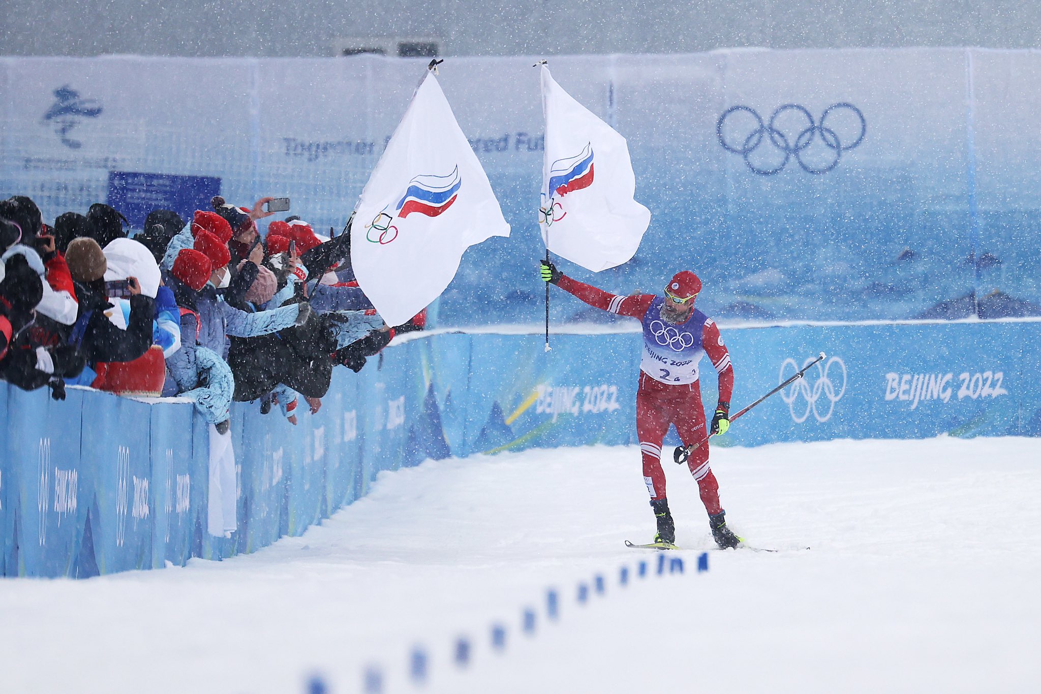 FLdyP3sX0AAEd0p?format=jpg&name=large