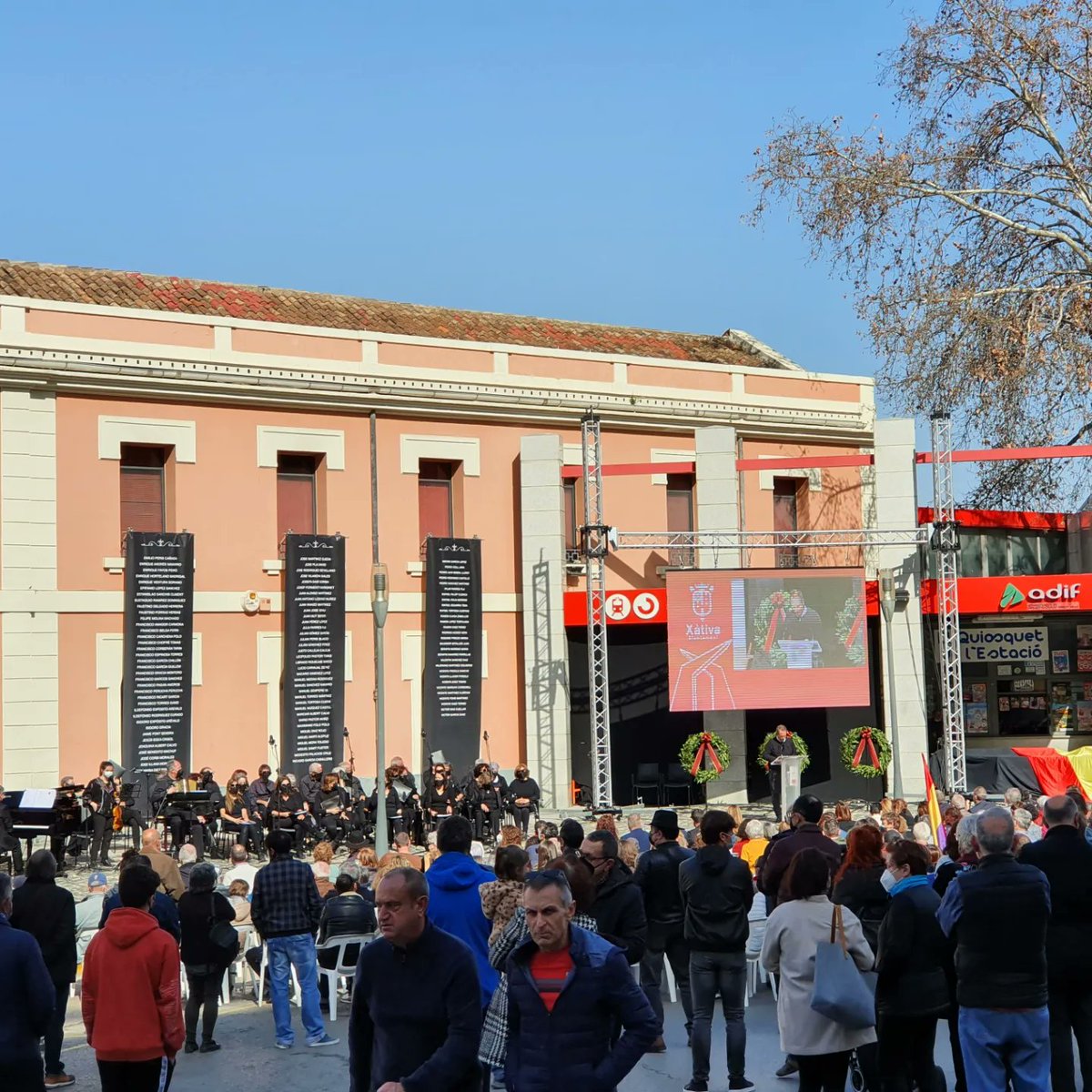 QuuicoM 💯🦇 tweet media