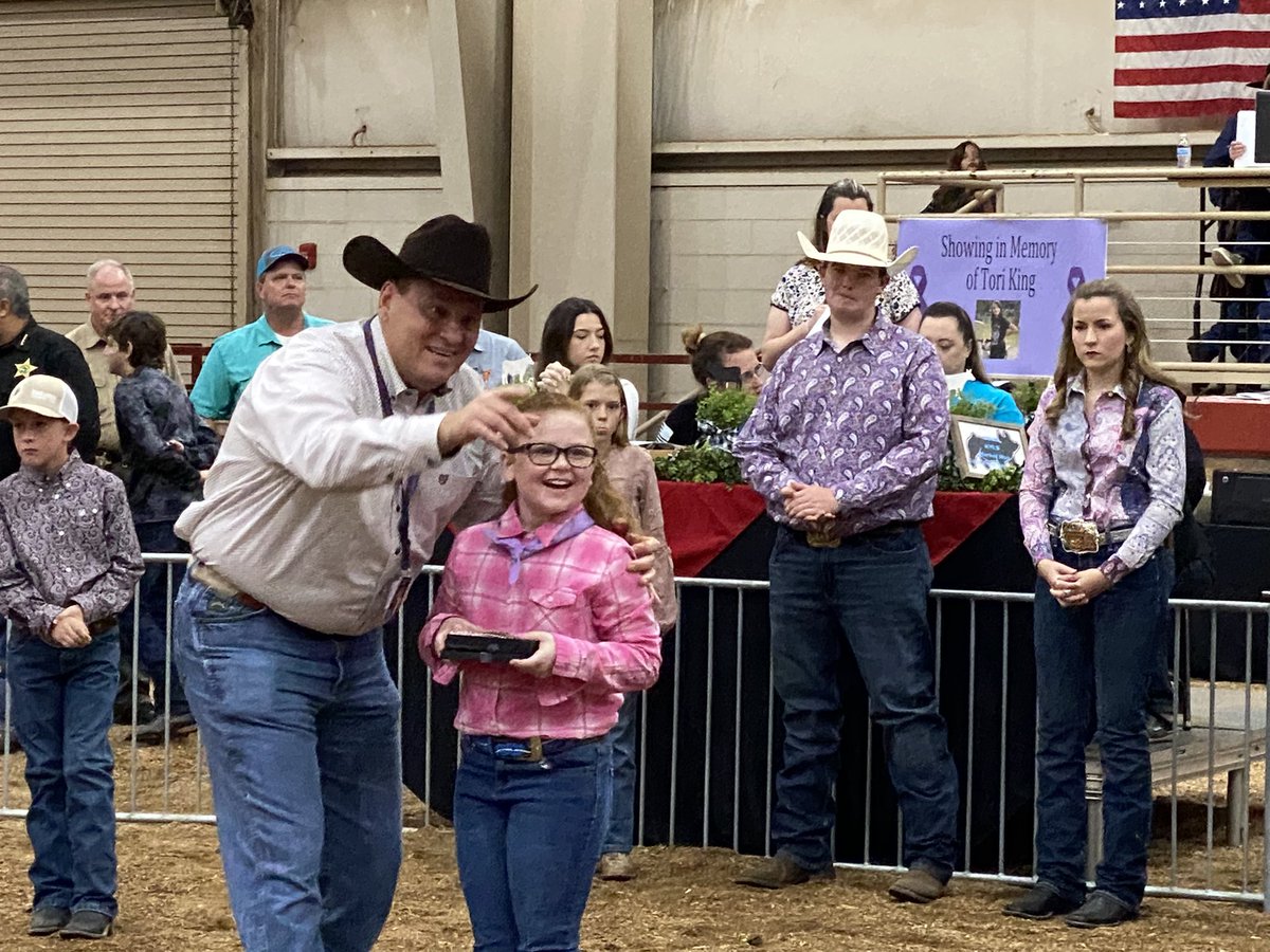 Hawkins4florida's tweet photo. Great to be back home from Tallahassee for the Osceola Fair. I have had the pleasure to work the sale ring for many years. I enjoy watching the youth show/sale and grow up each year.
#KVLS #4HMarketShow #ItsAboutTheKids https://t.co/koIeHSSiBh