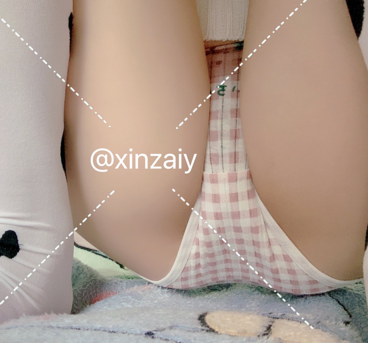 xinzaiy's tweet photo. 想要舔舔~
 @czjk66 
@Xiannvwtb 
@loveyoyoko  辛苦啦 https://t.co/XUWwhYMpNX