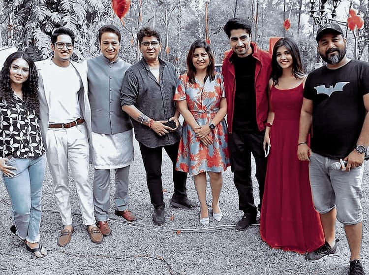 harshad_noah's tweet photo. valentine day special and Garima birthday 💕
@ChopdaHarshad 
#HarshadChopda 
#AbhimanyuBirla 
#Yrkkh #Yehrishtakyakehlatahai 
#AbhiRa #AksharaGoenka https://t.co/vf02T6XodR