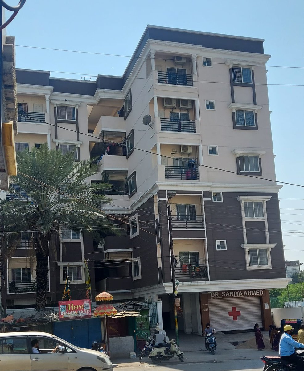amjedmbt's tweet photo. One high rise illegal building being constructed at H No: 17-8-680 Opp: Dabeerpura ROB (Old Function Hall) in #MalakpetAC. Req @GHMCOnline for necessary action in this regard.
@KTRTRS @arvindkumar_ias @CCP_GHMC @ZC_Charminar @Director_EVDM @CEC_EVDM @GadwalvijayaTRS https://t.co/SuYScCGBzS