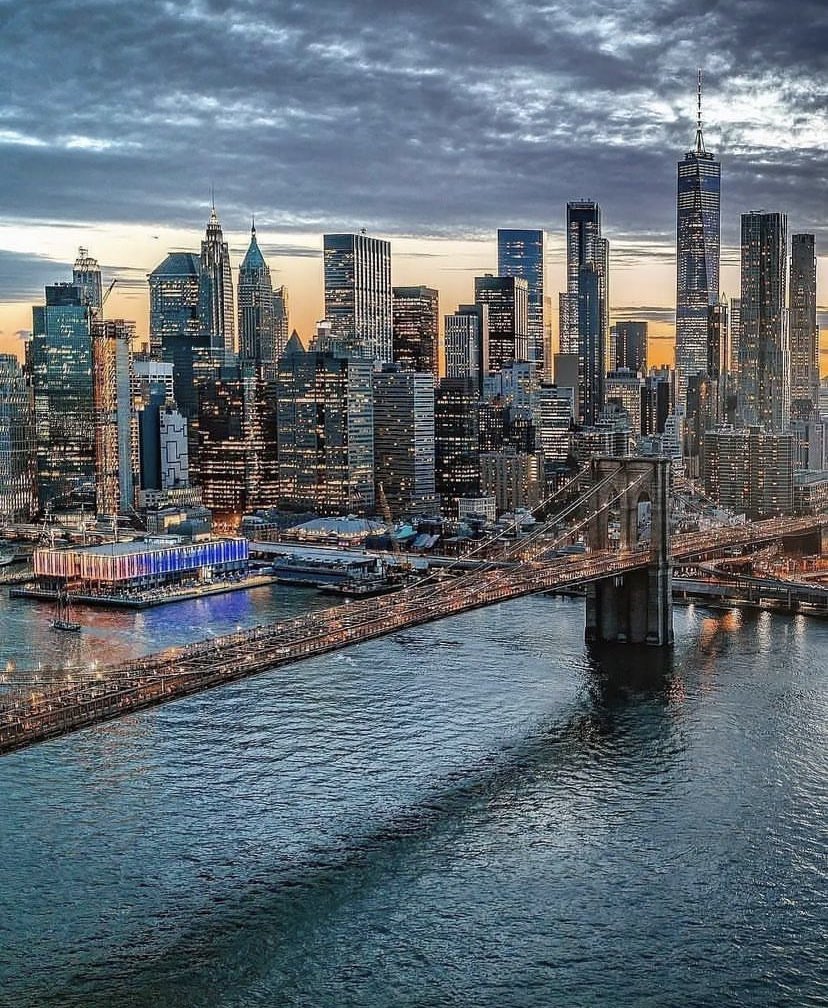 viewsoff's tweet photo. New York City. https://t.co/ditp9f9rIm
