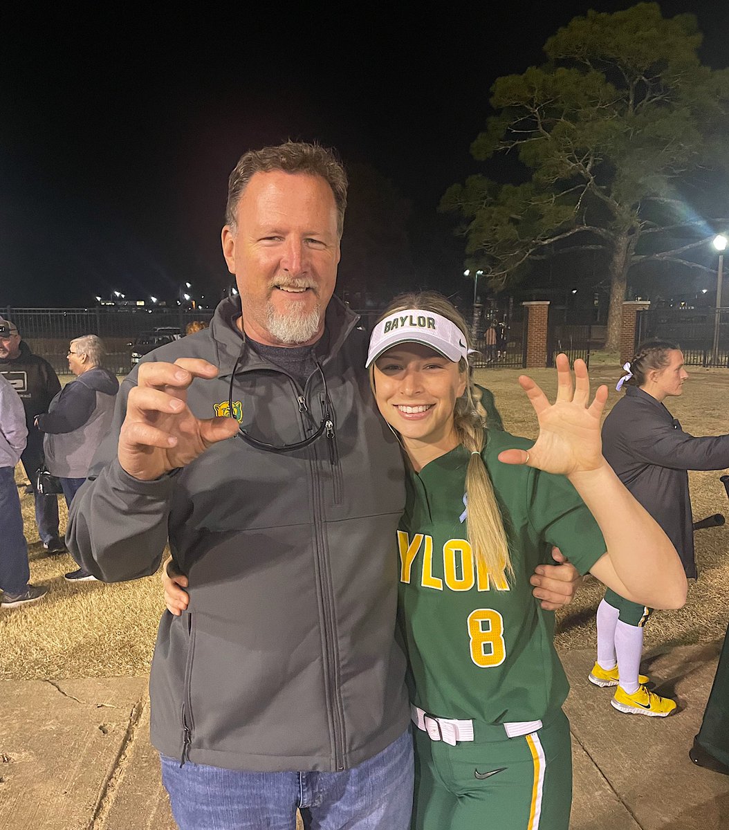 rae_laynee's tweet photo. My super cute parents in Louisiana for opening weekend <3 #SicEm https://t.co/PlWapzmpRz
