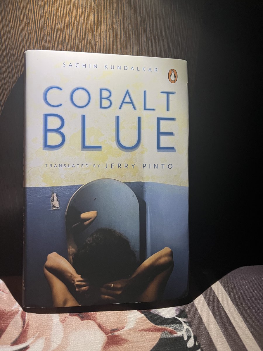 SidBookReviewer's tweet photo. Such a heart touching book.... I love how emotions flow so smoothly throughout the book. Same story can have different angles if looked from a different perspective. I really like how it ended on a positive note. 

#SidBookReviewer #BookReviewe #BookReviewer #Read #Reading https://t.co/JLY54LqwxO