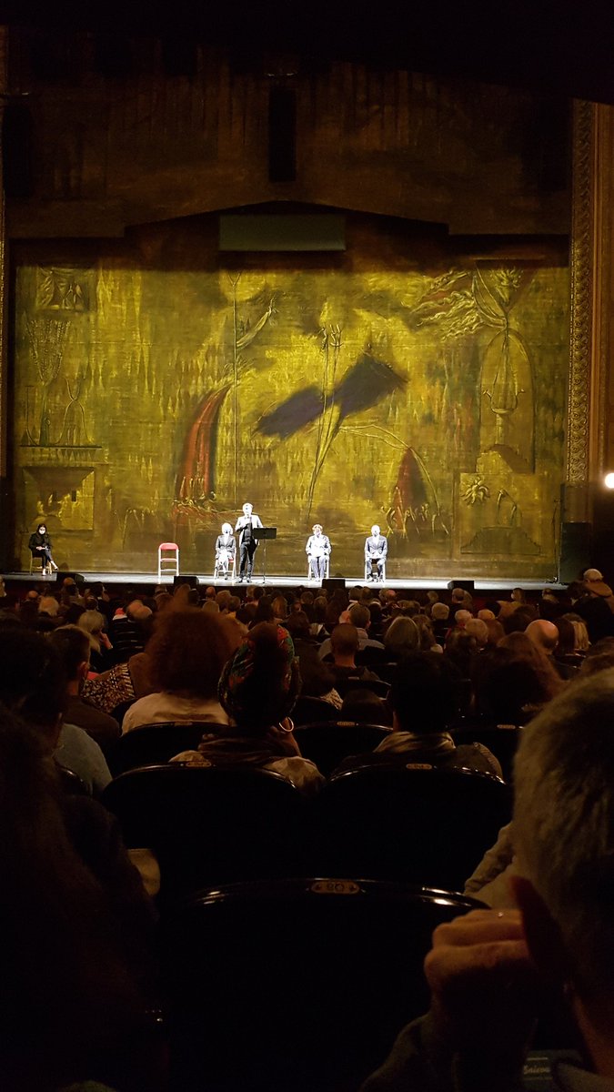 Ouverture de la saison France/Portugal <a href="/theatrechatelet/">Théâtre du Châtelet</a> <a href="/MinistereCC/">Ministère de la Culture 🇫🇷</a> #pierrelaportecommunication