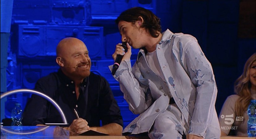 sangio_amici's tweet photo. vengo verso di teee #amici21 https://t.co/ihh3qGnvi9