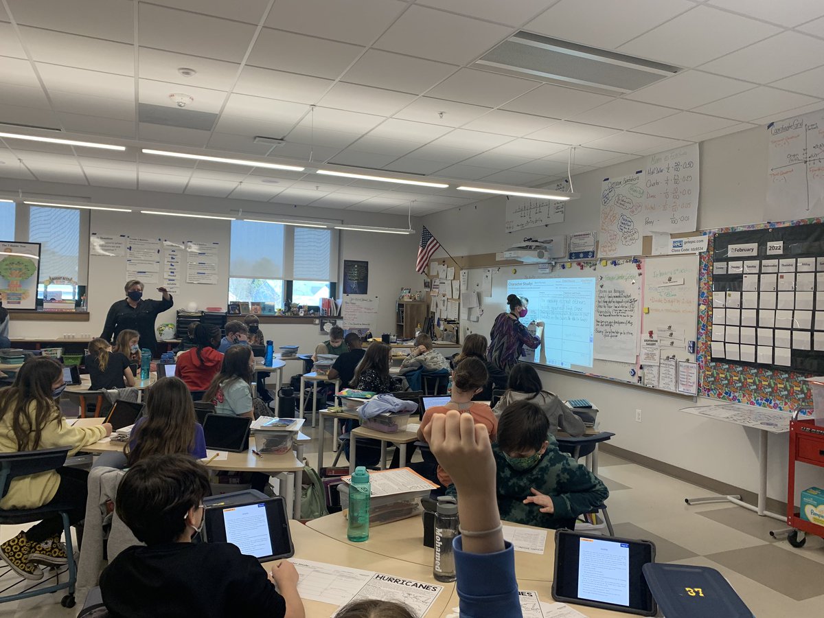 HQPL- co-planning &amp; co-teaching at our elementary schools last week. Excited to get an invite to repeat the process this week! This PL was “engaging and gave me the confidence to try some things I wasn’t sure this group was ready for.” -KH Thank you @SandraJelkovac #CapeProud