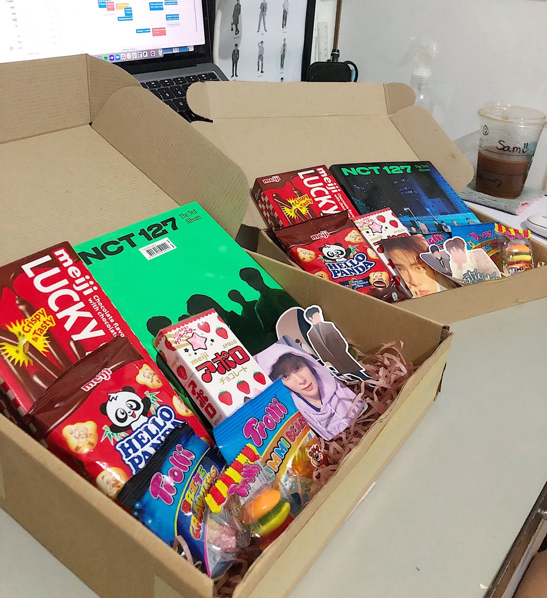 featseokchan's tweet photo. Jaehyun Day PH GA 🍑

🍑 2 winners of Random sticker album + care package
🍑 1 winner of P214

- rt and like 
- mbf
- reply the tags for Jaehyun 💗

HAPPY BIRTHDAY JAEHYUN
#HAPPYJAEHYUNDAY
#EveryValentineWithJaehyun
#우리_축하할게_있어_재현날 @NCTsmtown_127 https://t.co/tzT8eQa6ah