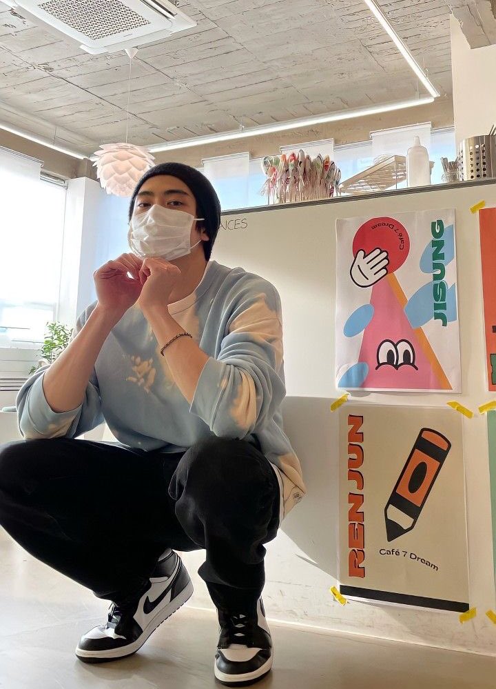 featseokchan's tweet photo. Jaehyun Day PH GA 🍑

🍑 2 winners of Random sticker album + care package
🍑 1 winner of P214

- rt and like 
- mbf
- reply the tags for Jaehyun 💗

HAPPY BIRTHDAY JAEHYUN
#HAPPYJAEHYUNDAY
#EveryValentineWithJaehyun
#우리_축하할게_있어_재현날 @NCTsmtown_127 https://t.co/tzT8eQa6ah