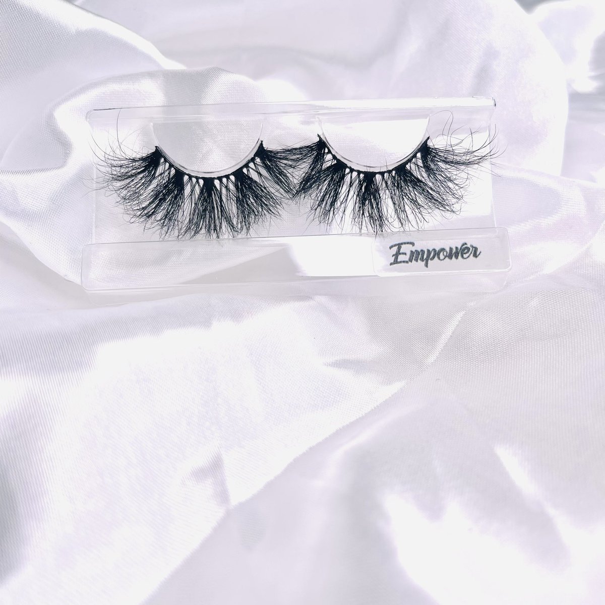 hernarrativeco's tweet photo. @_kkayyyyy Hey boo! we definitely have you covered we sell lashes! 🤎✨
Use code valentine for $$ off 
https://t.co/jm64spq5Gk https://t.co/DOtwBR0JMR