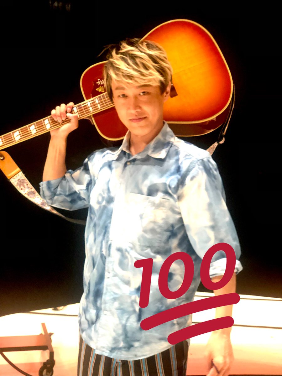 grapecom's tweet photo. 【お見送り芸人しんいち】

R-1グランプリ2022

㊗️決勝進出しました‼️㊗️

応援よろしくお願いします🎸✨ https://t.co/CW8ZbCuo9p
