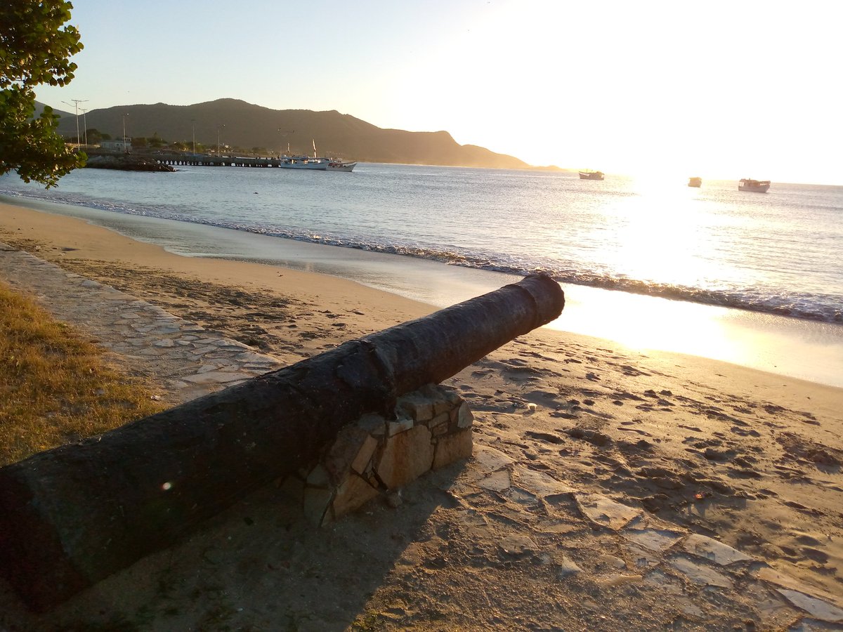 rbrito69's tweet photo. Buen buen domingo mi gente!! Con un buen ☕en mano arrancamos este día. Enfócate en el hoy y disfrútalo al máximo...y apunta a un excelente futuro!!! Te dejo fotos de ayer en la Bahía de Juan Griego, 🌴, isla de Margarita... cuídate 😷 https://t.co/KNplwMcxtj