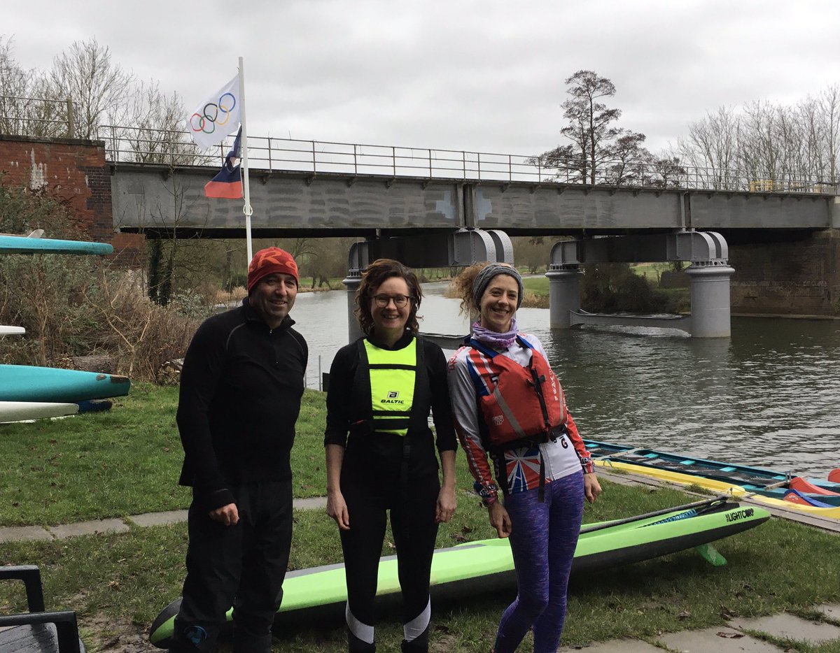helengoth's tweet photo. Brutal conditions for #SUP this morning! I think we deserve a medal just for going outβ¦and managing to get back against the wind and slashing rain! π©ππ¦πββοΈππͺ#StandUpPaddleboarding #SundaySUP https://t.co/4XDMUFspS8
