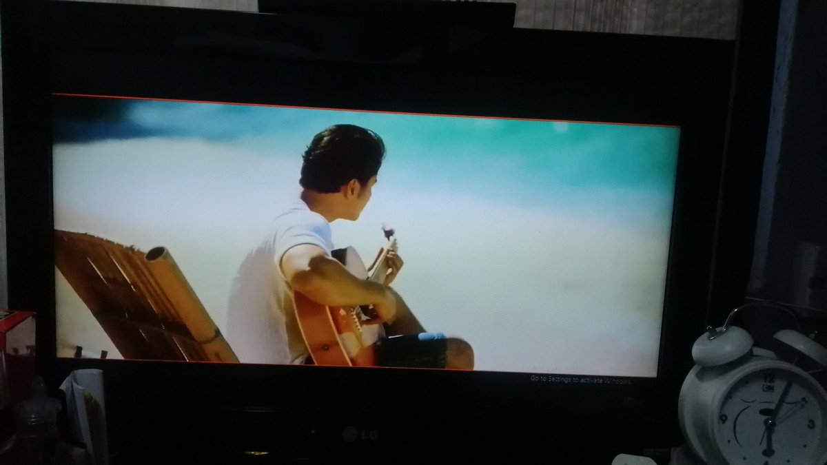 Mga titig mo nman nakakatunaw <a href="/imJericGonzales/">Jeric Gonzales</a> so proud of you #HihintayinKitaJericGonzales #AskJeric