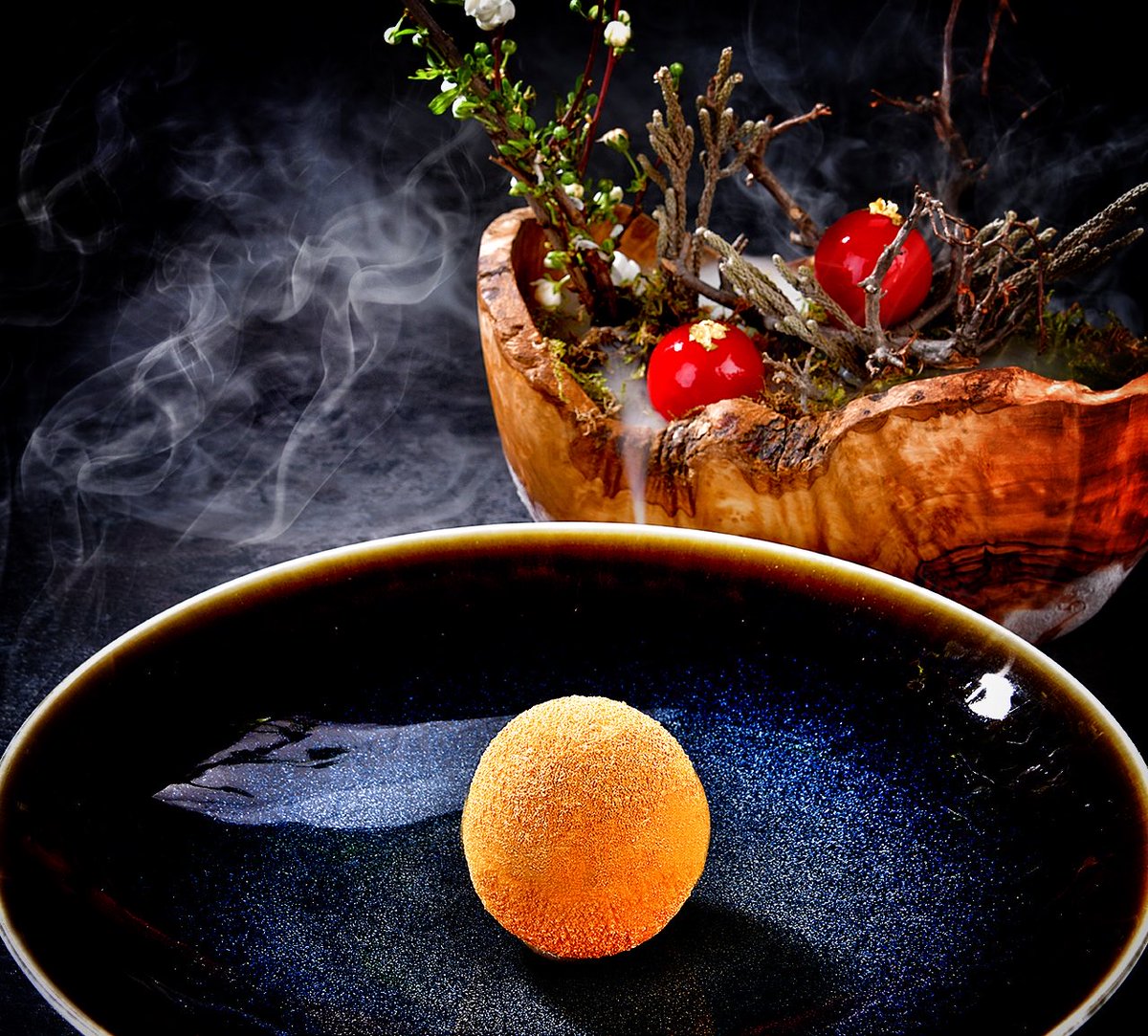 Apple Pie!
⁦<a href="/_LisaAllen/">Lisa Goodwin-Allen</a>⁩ ⁦<a href="/NorthcoteUK/">Northcote</a>⁩ #foodphotography photography-am.co.uk