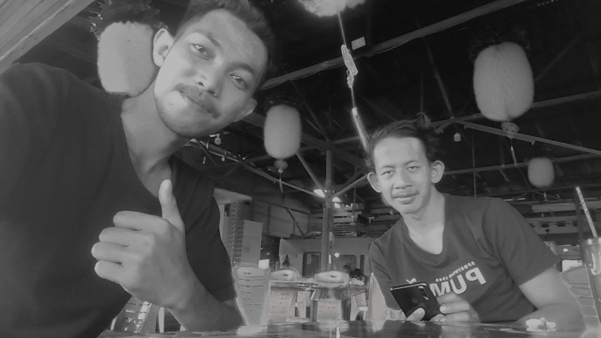 Mencari sedikit hiburan dan angin segar