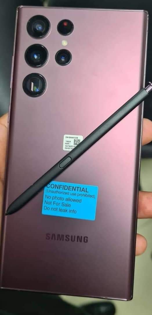 Samsung s22 ultra красный. Galaxy s22 ultra burgundy. S22 ultra burgundy. Samsung galaxy s22 ultra burgundy. S22 burgundy samsung.