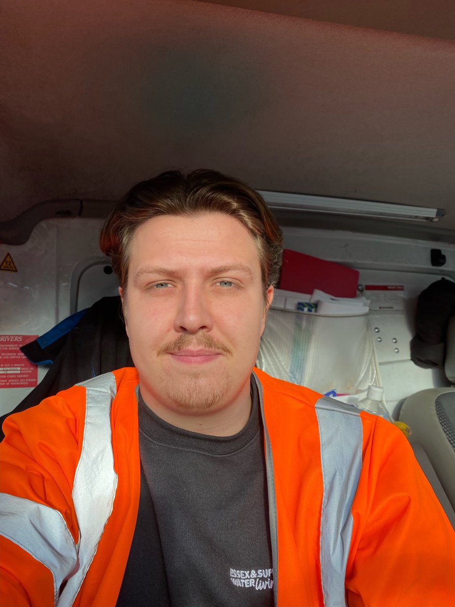 ESWH2O's tweet photo. It’s day seven of #NationalApprenticeshipWeek!
The last and final day💔
Good thing we love apprentices and apprenticeships all year round!
Let’s go out in style… it’s #SelfieSunday after all.
#BuildTheFuture #NAW2022 #Working4Water https://t.co/rSFsX1Xrzu