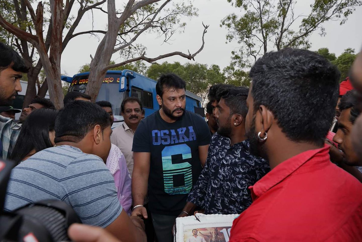 Dcompany171's tweet photo. Happy birthday Anna love u lot
May God bless u
#DBossBirthdayCDP
#Dboss #Kranti https://t.co/x4N63cOwfj