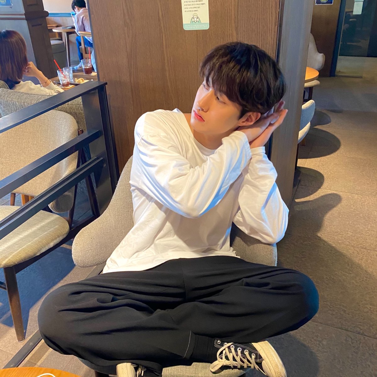 SILVERPTG's tweet photo. #창구야_소중해_챌린지 
자책 절대절대 금지!! 맛있는 거 많이 챙겨먹구우💖 https://t.co/5kb4WITqUV