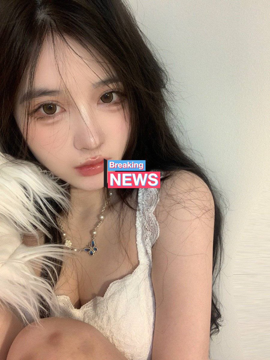 xiaochachaqaq's tweet photo. 我膝盖都青了，你们能不能主动点点啊 

#萝莉 #兼职 #线下 #福利姬 #空降 #小母狗 #白虎 https://t.co/UhMr2jhJJA