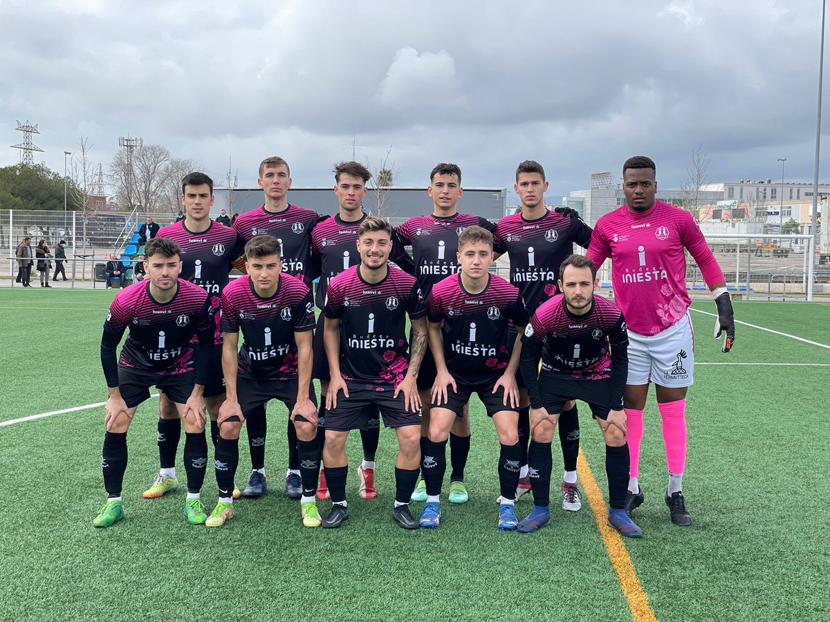 SantfeliuencFC's tweet photo. FILIAL.

Comienza el partido 

@UniBellvitge - @SantfeliuencFC 

#BellVitgeSantfe #2Cat3 #UnSentimentSantfeliuenc 
💙🤍💙🤍💙🤍💙🤍💙 https://t.co/JRMHdLcp1c