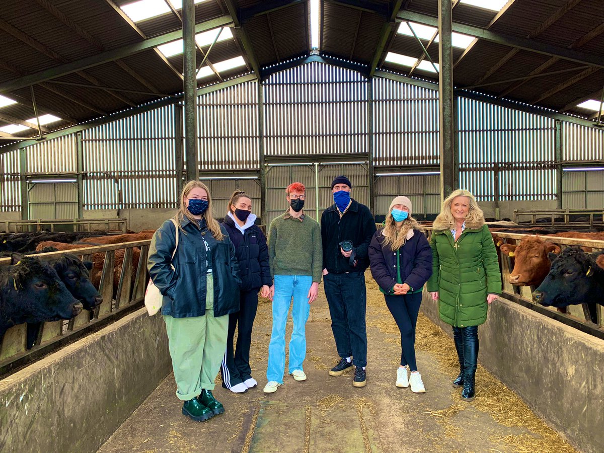 Excited to be hosting a farm tour for <a href="/UlsterUni/">Ulster University</a> final yr Screen Production students

Our girls just loved meeting the stars of the future &amp; ‘chewing the cud’ ahead of their staring role in their up &amp; coming #OrganDonation documentary

#TalkingTransplants #FutureStars  🎬🎥🎞🐮