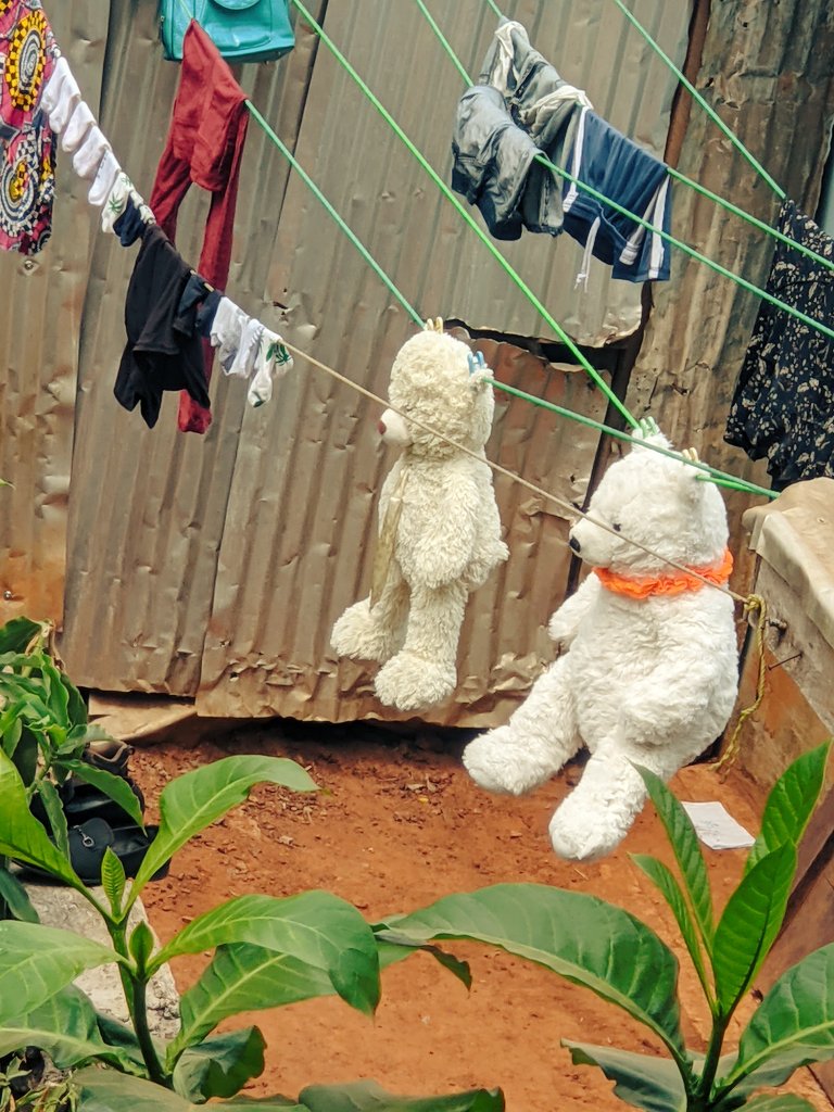 VisionStraightt's tweet photo. Dem don already Wash Teddy keepam for corner with perfume 😂🙌 https://t.co/vj6NVe5WIQ