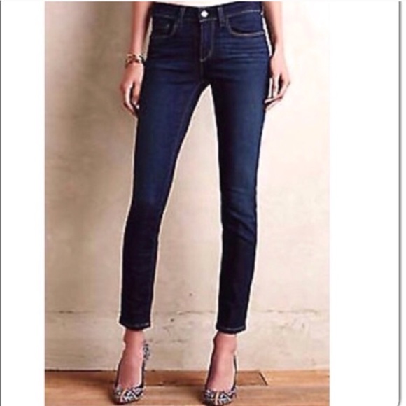 ChicPreloved's tweet photo. So good I had to share! Check out all the items I'm loving on @Poshmarkapp from @sheripower #poshmark #fashion #style #shopmycloset #anthropologie #swiglife #bananarepublic: https://t.co/ZxCLL9744x https://t.co/mVOfpJMz8K