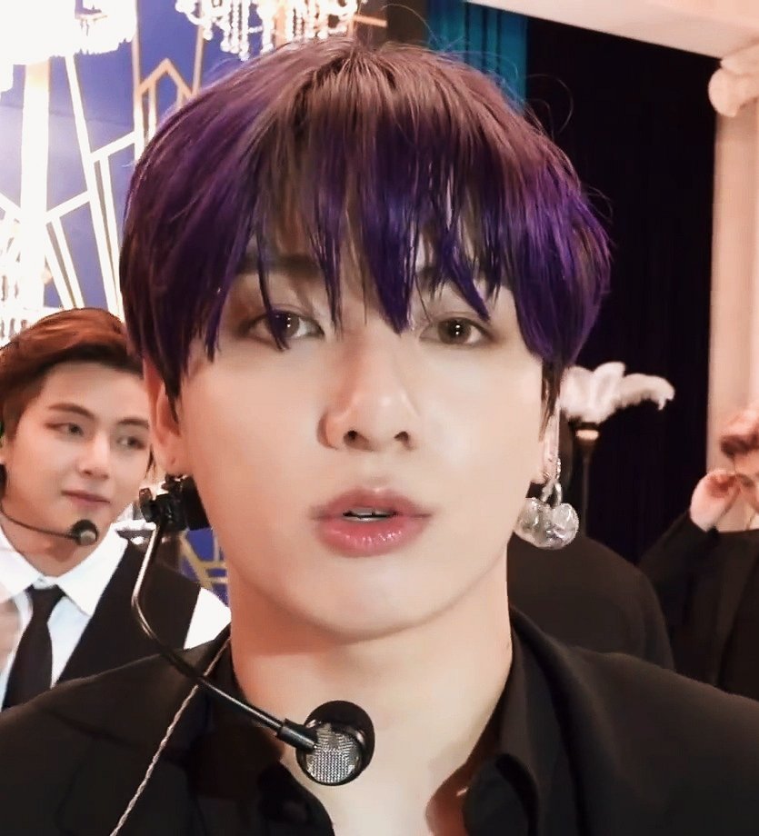 this vampire looks on taekook