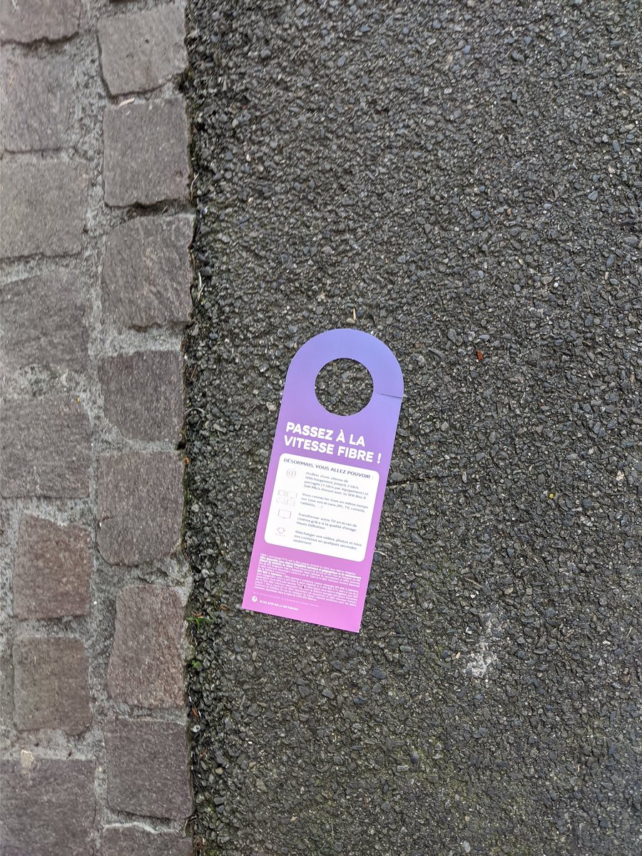 emilM31's tweet photo. Petite balade sympa ce dimanche matin à l'Isle-Jourdain, ce qui l'est moins c'est l'état des rues après le passage de @SFR.
Merci de trouver un autre moyen de communication s'il vous plaît. Les prospectus ont été ramassés et jetés.
Stop #pollution

Cc : @GersNumerique, @LeGers32 https://t.co/YJPCXt9Moi