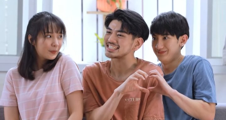 BLloverleriz's tweet image. Just one look
One kiss
One touch is all it takes..
#miketoptap #TonhonChonlatee