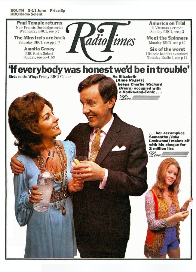 PulpLibrarian's tweet image. Richard Briers enjoying a tipple. Radio Times, June 1971.