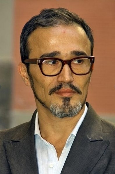 Filippo Sciascia is an Italian artist based in Bali, Indonesia. His works aim to blur the boundaries between art and science. Using a myriad of techniques and different materials, Sciascia imbues his work with a profound awareness of both past and present. 
#FilippoSciascia