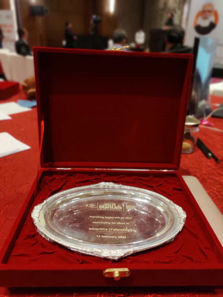 letsadvertice's tweet photo. It is an honour to share with you that advertiCe was awarded as one of the Top 25 Super Startups of Indore by Minister of State Finance Hon. @DrBhagwatKarad and Sansand @iShankarLalwani ji in the presence of Hon.@pnarahari and @askhimanshurai
#ISS75 #Indore #startups https://t.co/BdToVnGJUo
