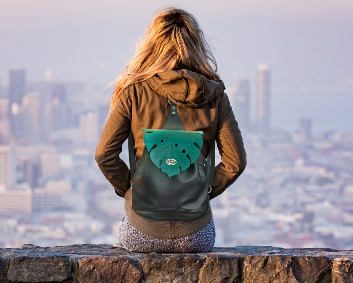 jamaika122's tweet image. etsy.com/listing/116370… #LeatherBackpack #uniqueBackpack
I will make this women's backpack for you out of soft pebble leather in black and avocado.
If you want to change the color, just select it in the menu when buying.