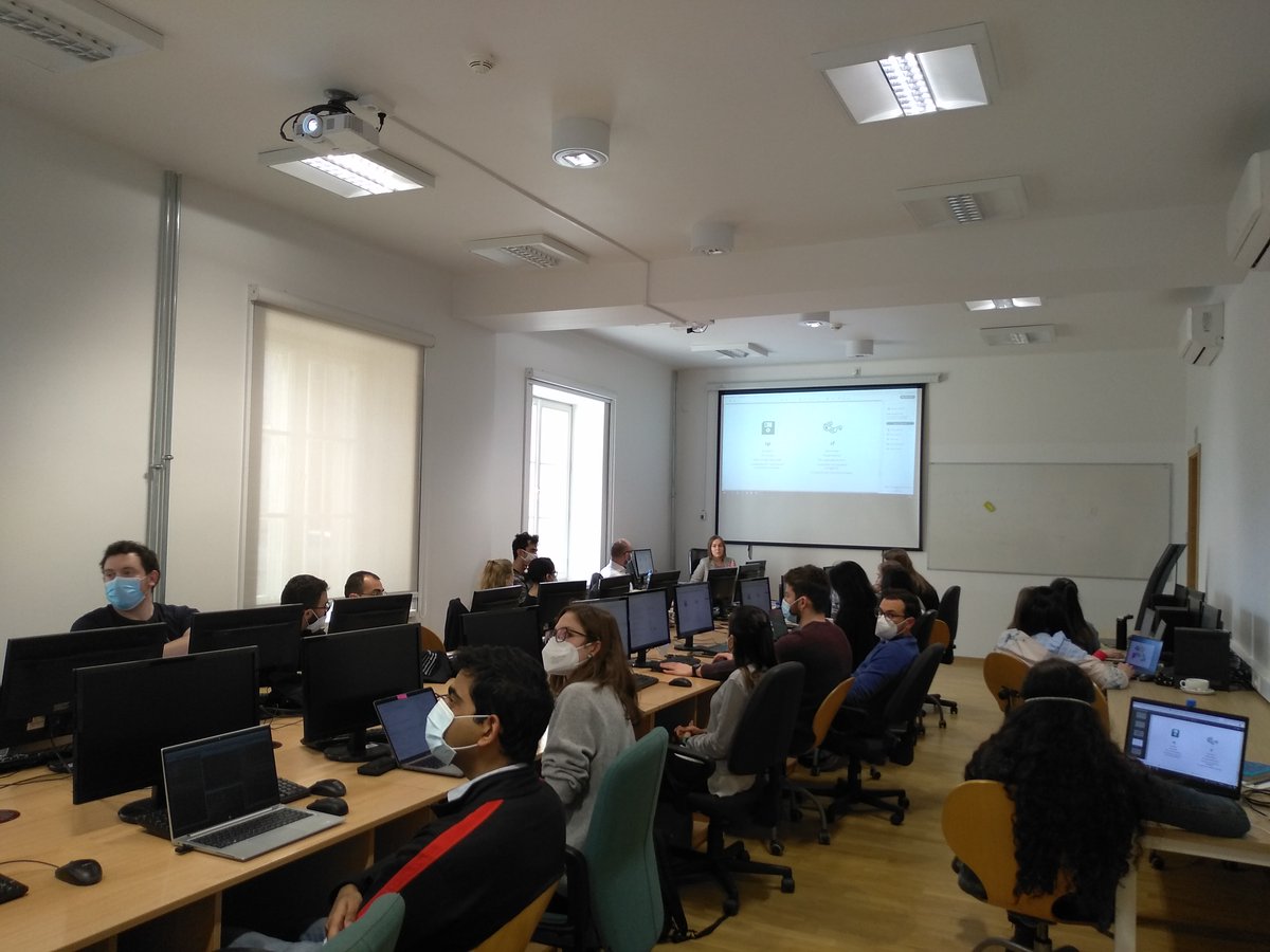 SpatialWarsaw's tweet photo. @KubaraMaria took the floor! Workshop about #sf package in progress.
@SpatialWarsaw #ERSAwinter #ERSAwinterschool22 https://t.co/LOHfS2VrjQ