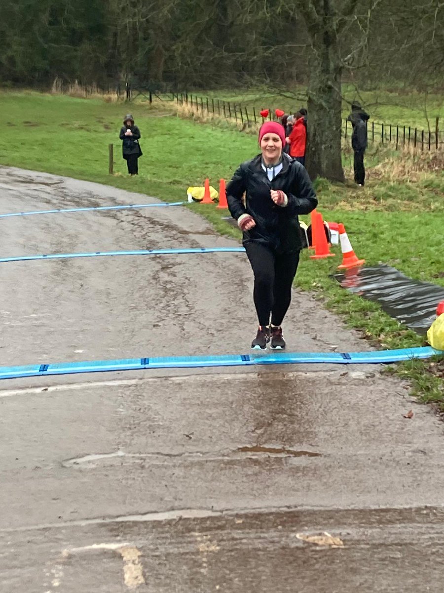 ReuniteDivFamil's tweet photo. Well done Team Reunite Families UK!! #winterwarmer #loveonarun #runforreunitefamiliesuk https://t.co/dseeTYy6tO