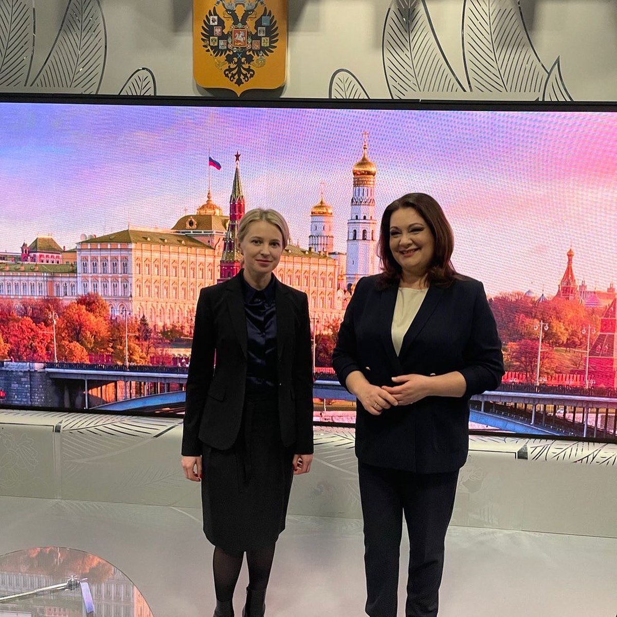 PoklonskayaNV's tweet photo. Смотрите в среду моё интервью  на телеканале «Царьград» 😜 https://t.co/eSuSHOzc1p