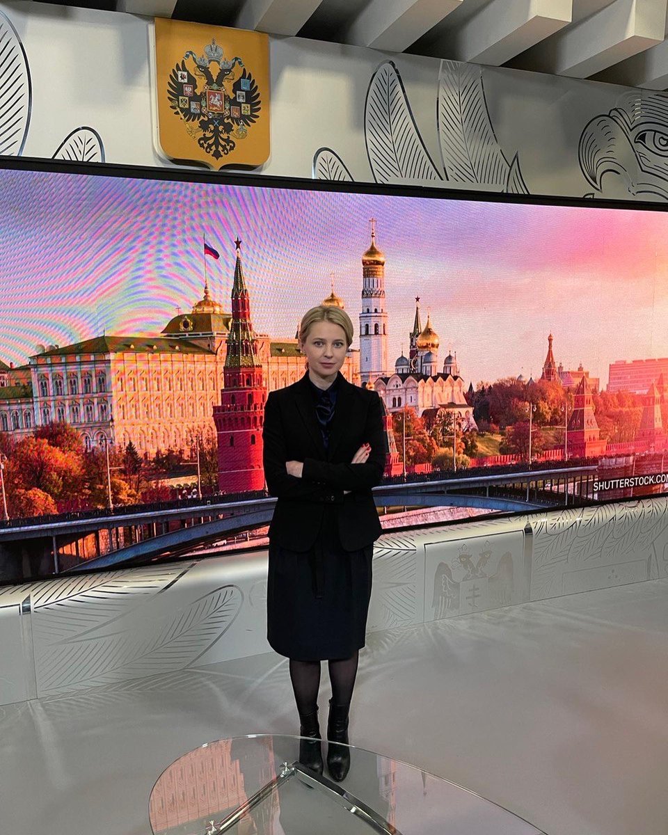 PoklonskayaNV's tweet photo. Смотрите в среду моё интервью  на телеканале «Царьград» 😜 https://t.co/eSuSHOzc1p