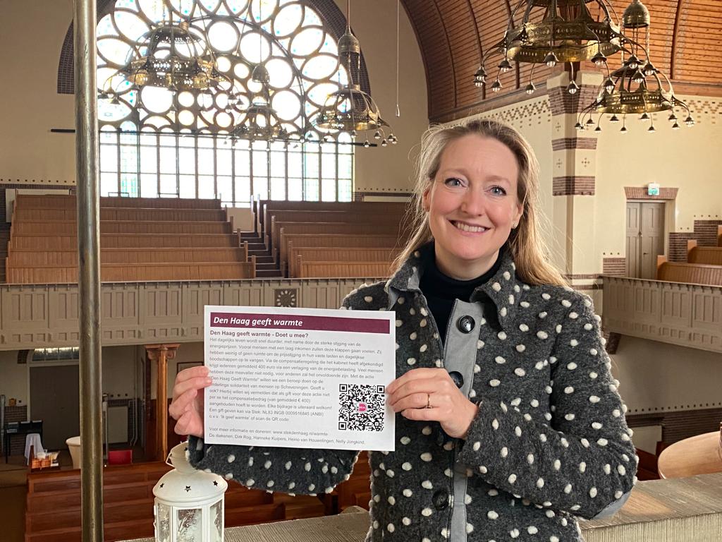 Dominee Charlotte van der Leest geeft warmte 🔥 jij ook?
Je kunt vandaag nog doneren via Stek: NL83 INGB 0009 5168 45 o.v.v. ik geef warmte.
Meer informatie: stekdenhaag.nl/warmte