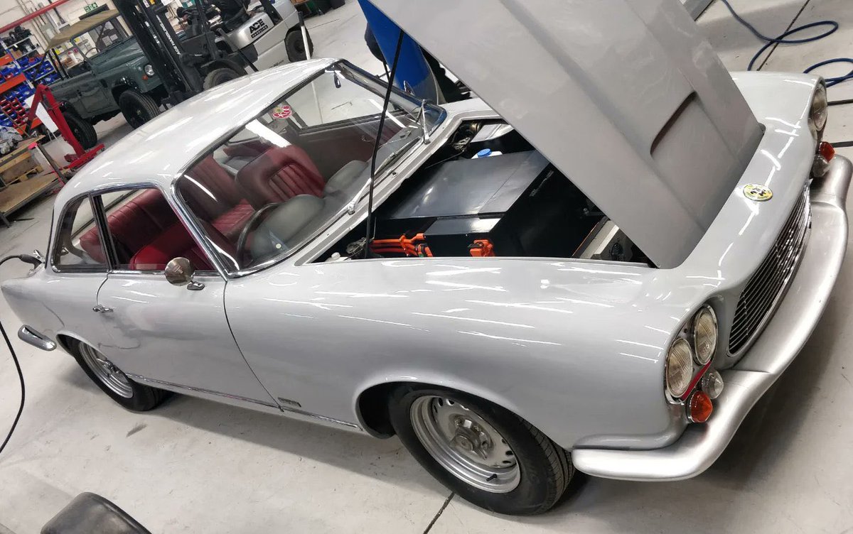 NanikSinghC's tweet photo. 🇬🇧#Gordonkeeble #Eléctrico ⚡️
#TransformaciónEnergética
⚡️🚙🔋⚡️#Electrificate
https://t.co/mSUI23WRXq
https://t.co/U3Url441KZ https://t.co/QhOfqv0QmW