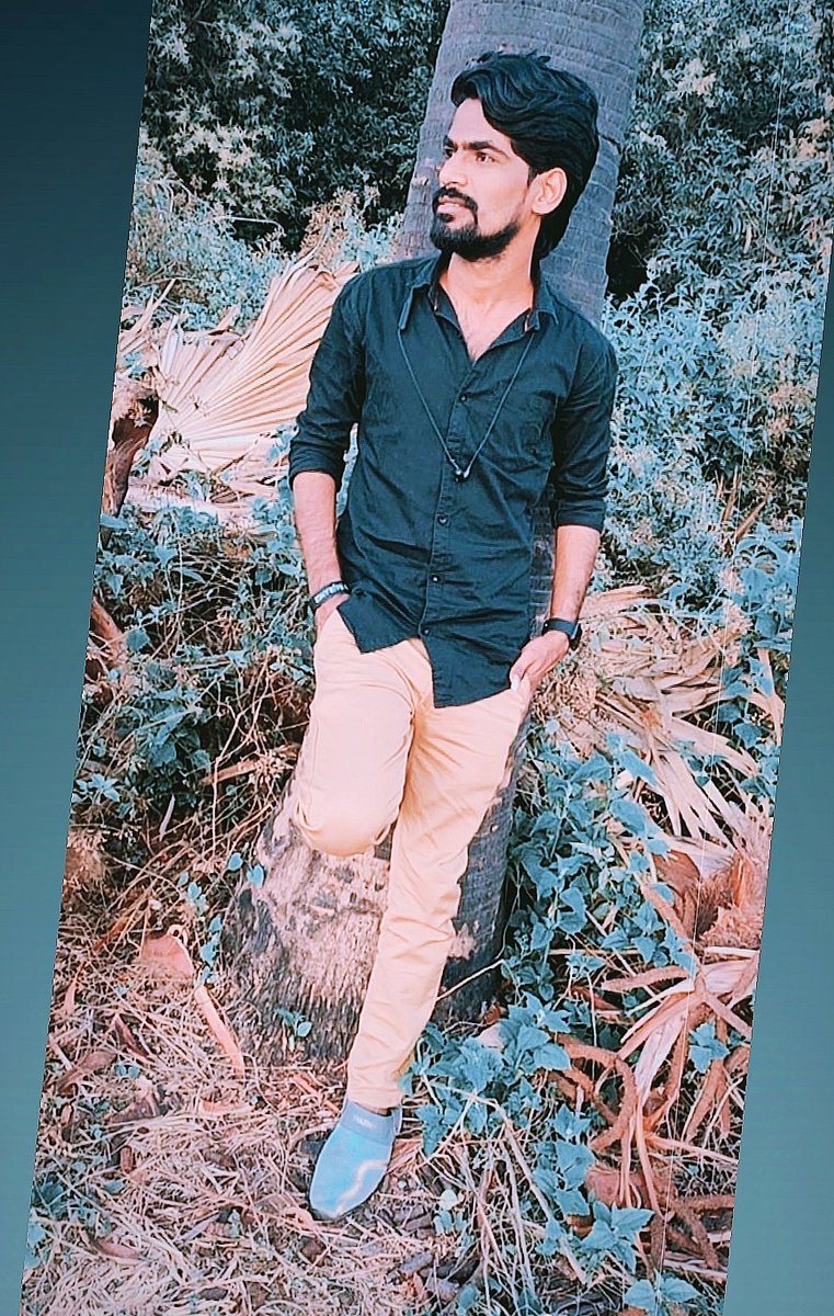 SravanStyle's tweet photo. Old Pose But New Look🥰🥰
#sravanstyle  #posemaker https://t.co/VLemeVf4e8
