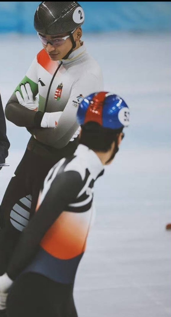 Jangroe2's tweet photo. There is no idol before the country! Somebody get their head together! Liu brothers get out of China! Shame on two faces!
#Beijing2022
#Olympics
#SpeedSkaiting https://t.co/biJ0UlHbBm