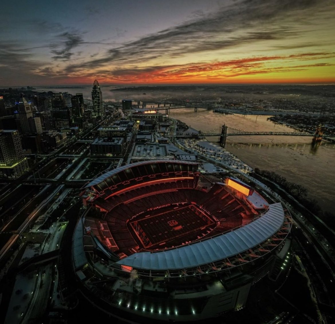 1stLadyOfWater's tweet photo. We’re ready!  #ItIsUs #Bengals #showyourstripes #SuperBowl #Comingforit https://t.co/kTga5J2O4t