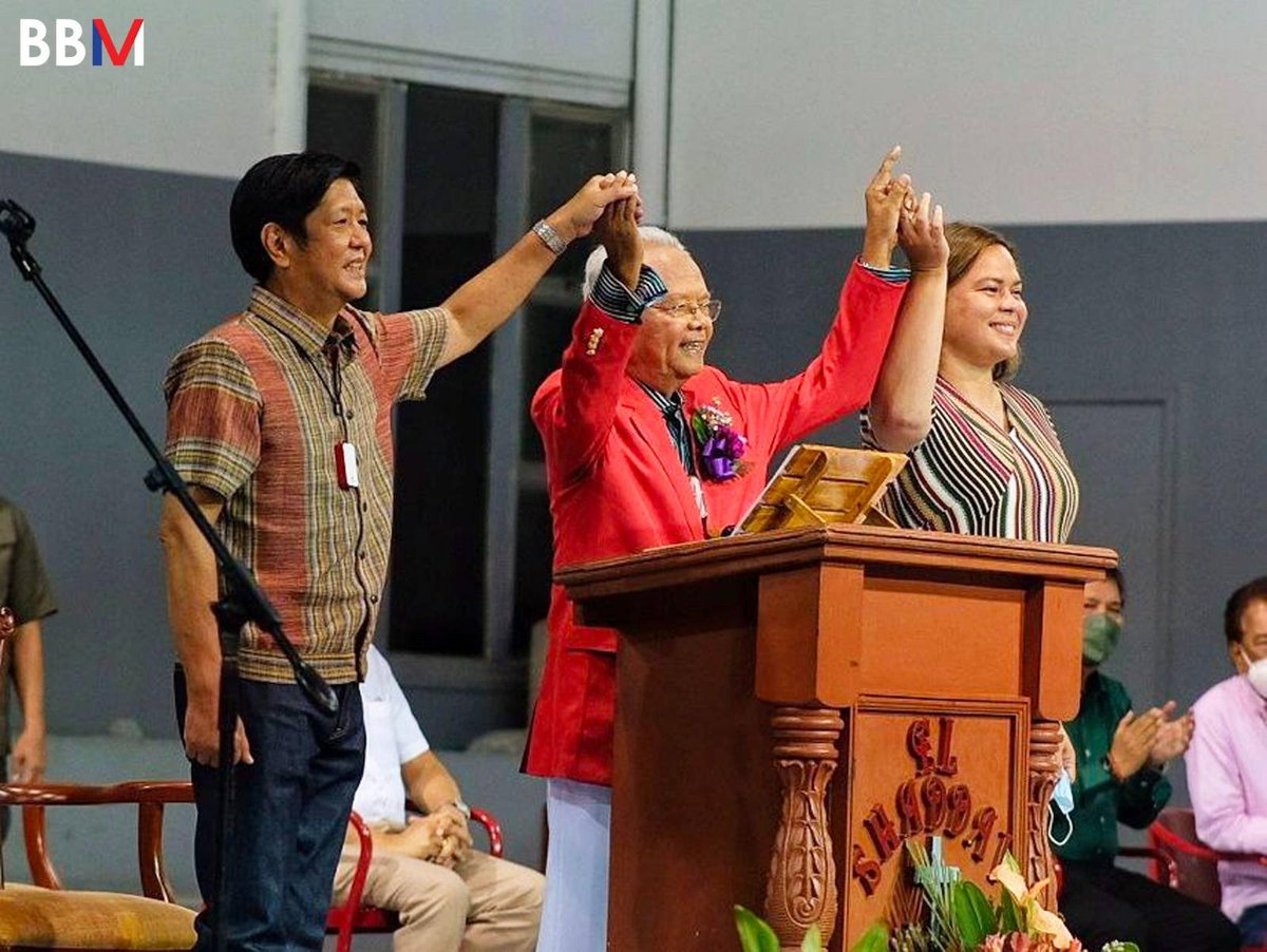 bongbongmarcos's tweet photo. Isang karangalan ang matanggap ang pag-endorso ni Brother Mike Velarde at ng El Shaddai. Maraming salamat sa tiwala at suporta niyo sa aming mensahe ng pagkakaisa ni Mayor Inday Sara. https://t.co/eUh58Z4F2V