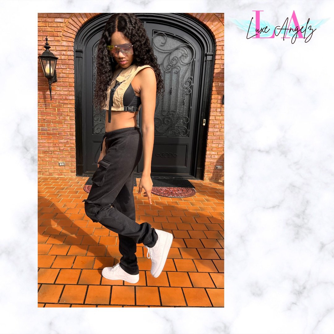 itssydcamille's tweet photo. 48 Hours Left😍🤍
Use Code: LOVE For 40% Off
Shipping: Same Day 📦
https://t.co/tRfk8mB6KJ https://t.co/UgmjvawjXd