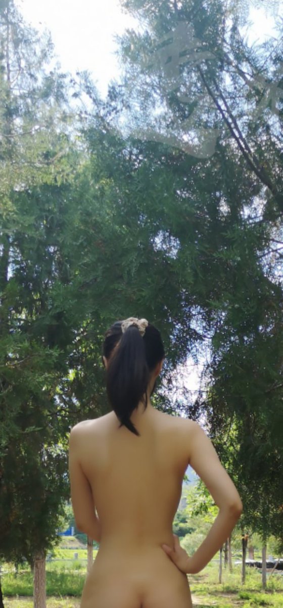 Ms_Exhib's tweet photo. #exhib #eksib #flashing #nakedinpublic https://t.co/b4ubYB3Z6P